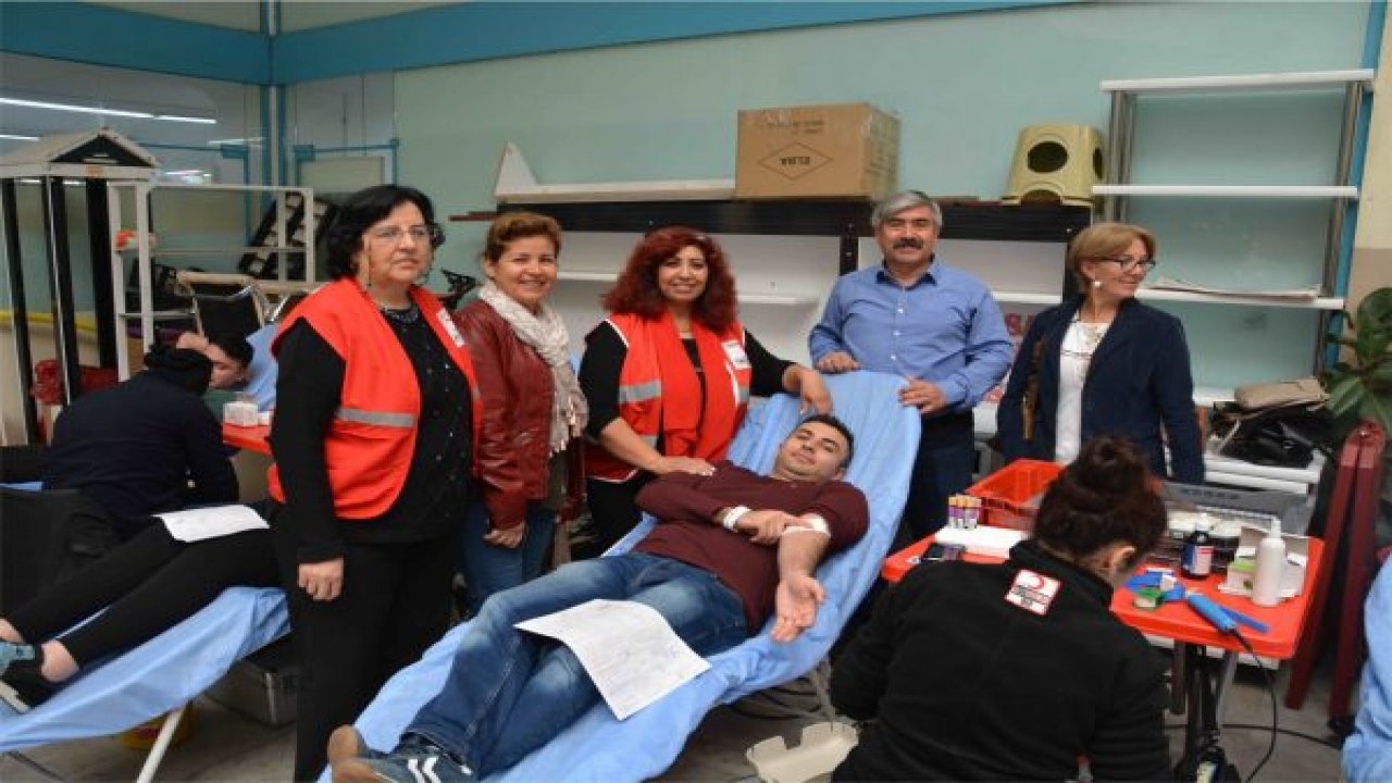 Mehmetçik için kanlarını bağışladılar