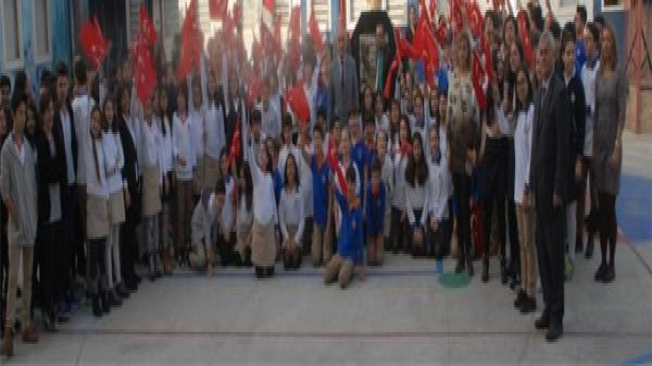 Ata Öğrencilerinden Mehmetçiğe Mesaj