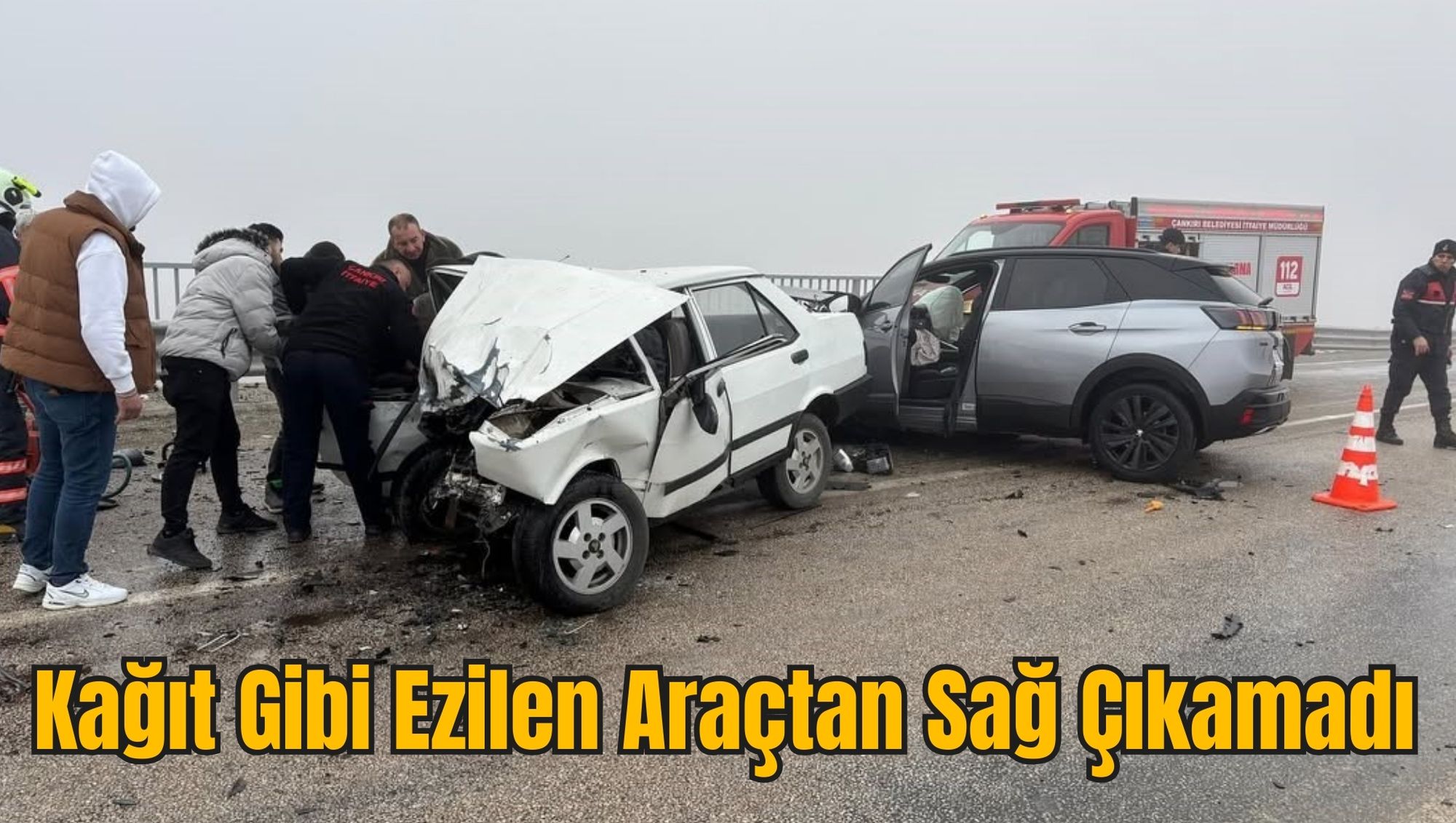 Kağıt Gibi Ezilen Araçtan Sağ Çıkamadı