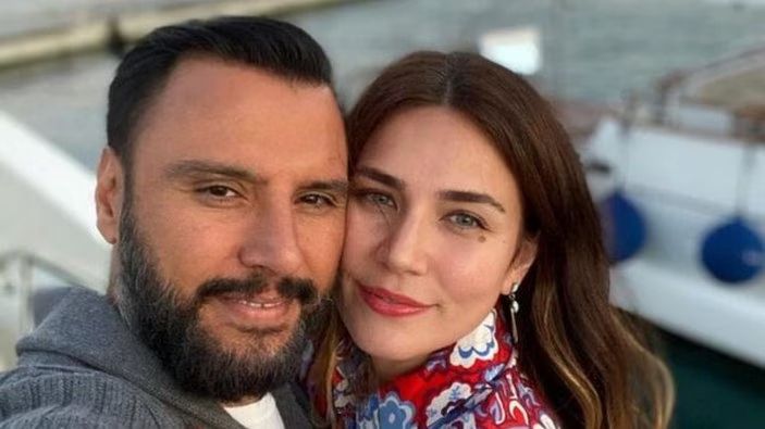 Ünlü Şarkıcı Alişan'dan Sevgililer Günü Önerisi