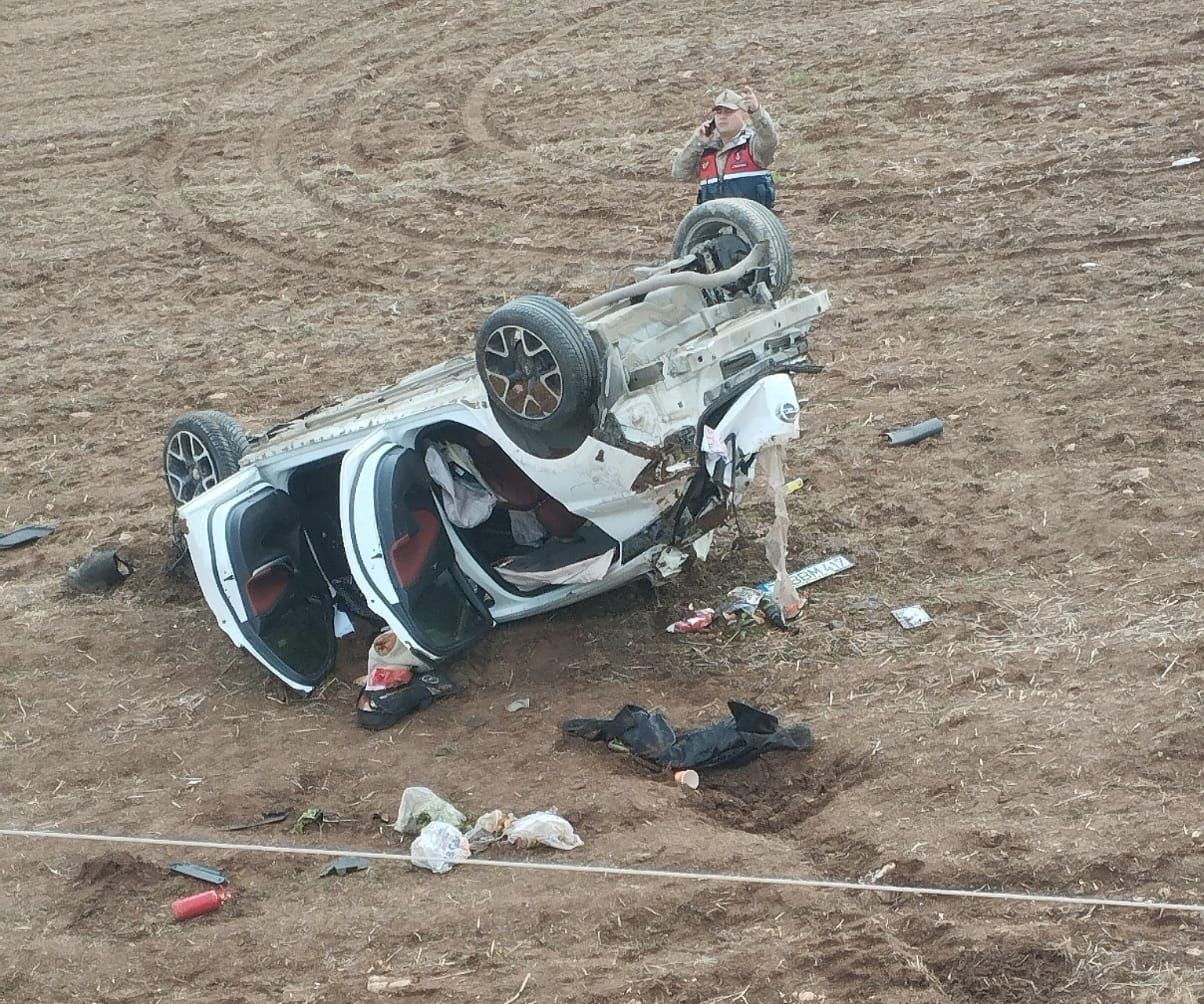 Otomobil Havada Takla Attı: 1 Ölü