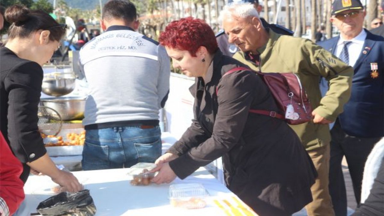 Mehmetçikler için lokma döküldü