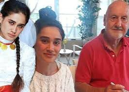 Çocuk gelin rolüyle tanınıyordu: 86 yaşındaki eski eşini kaybetti