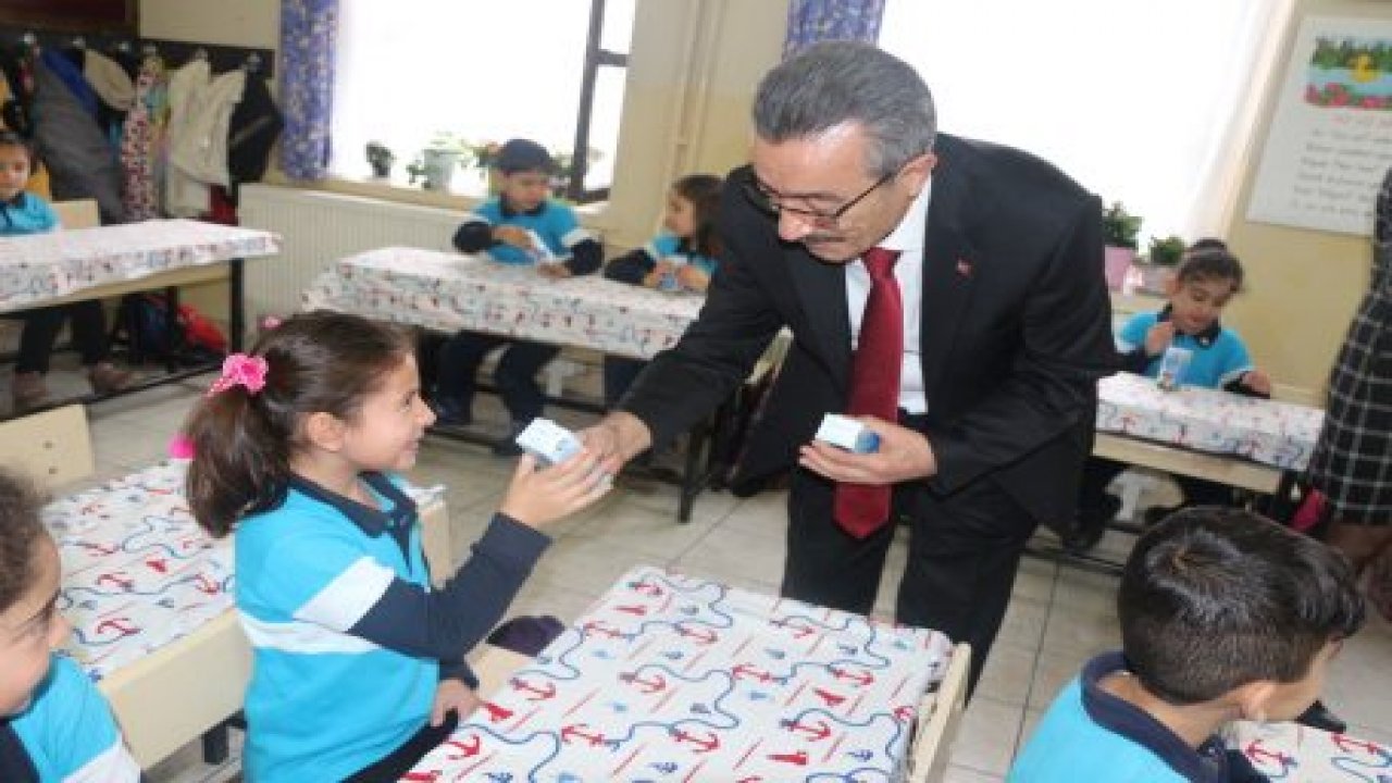 Okul Sütü dağıtımı yapıldı