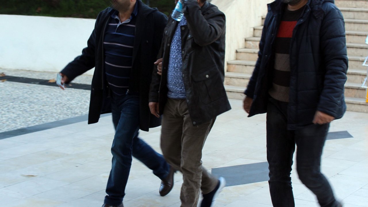 Çaldığı 40 bin liranın 37 bin lirasını harcamış