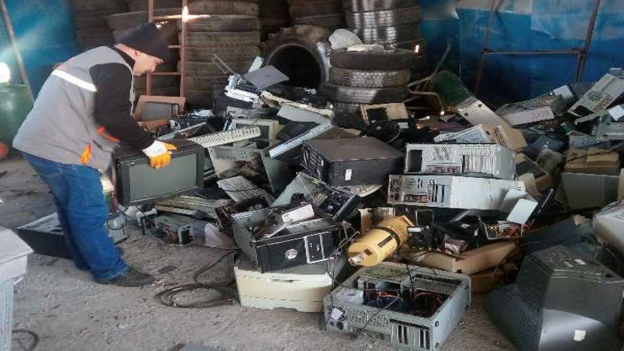 2 Bin kg e- atık Toplandı