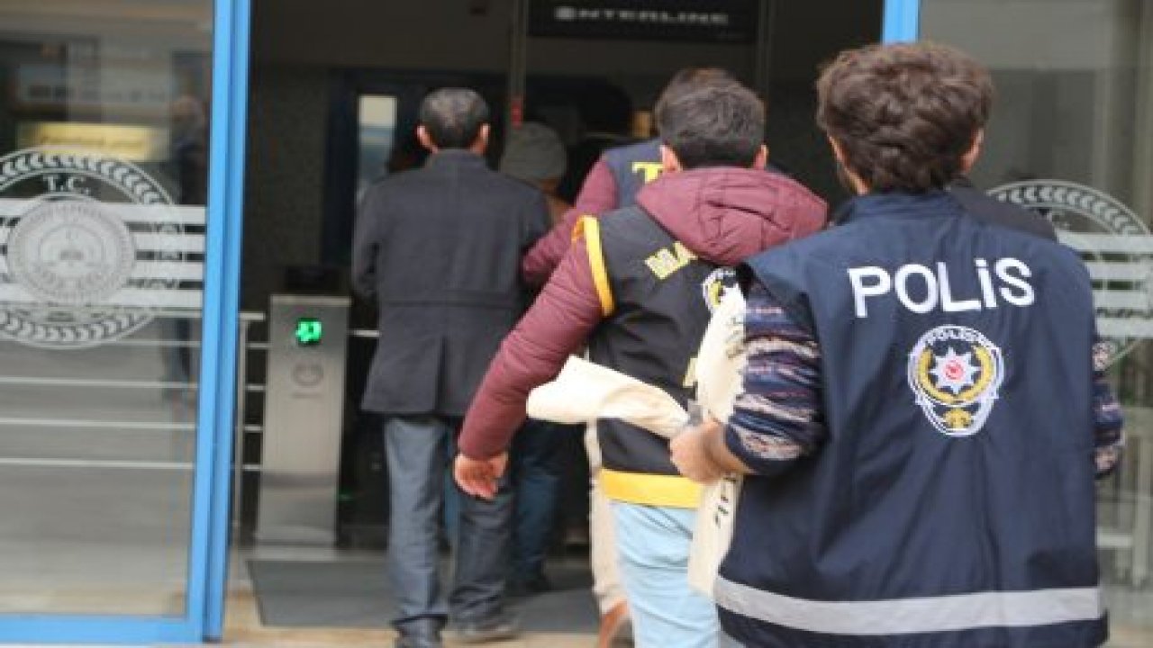 Terör propagandası yapan 7 kişi gözaltına alındı