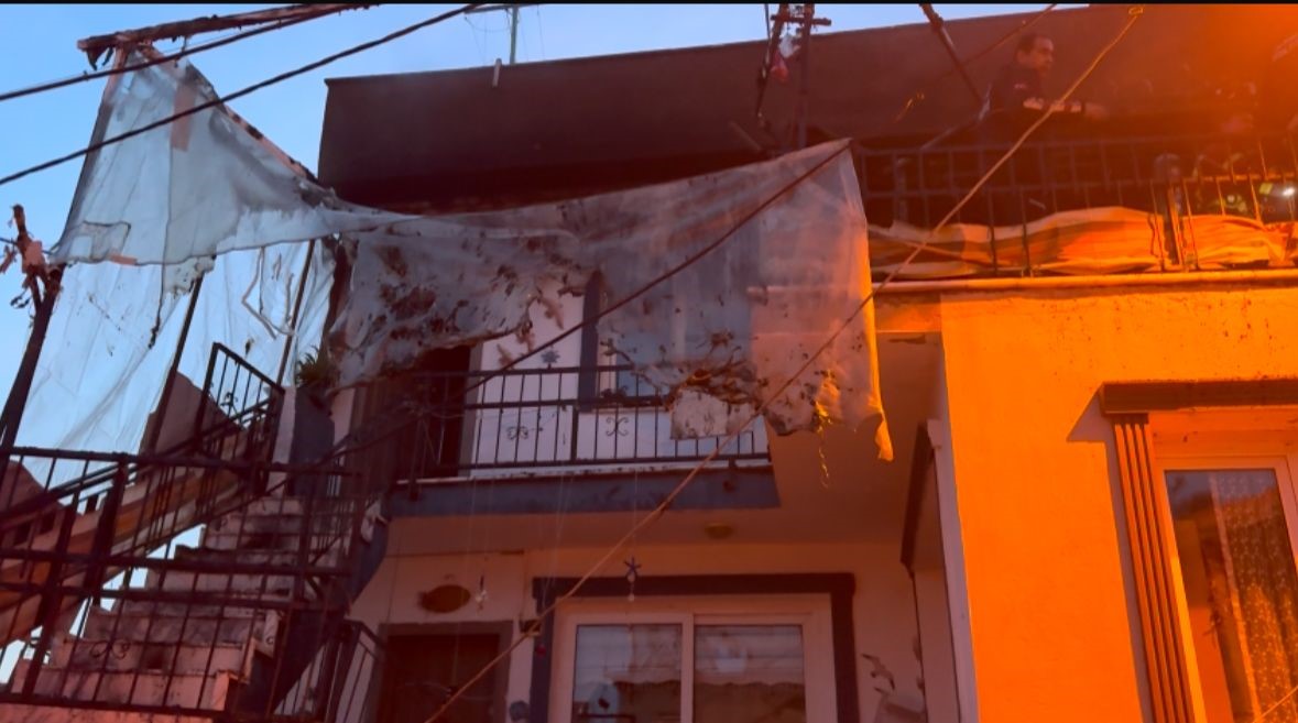 Tüp Patladı Evde Hasar Oluştu