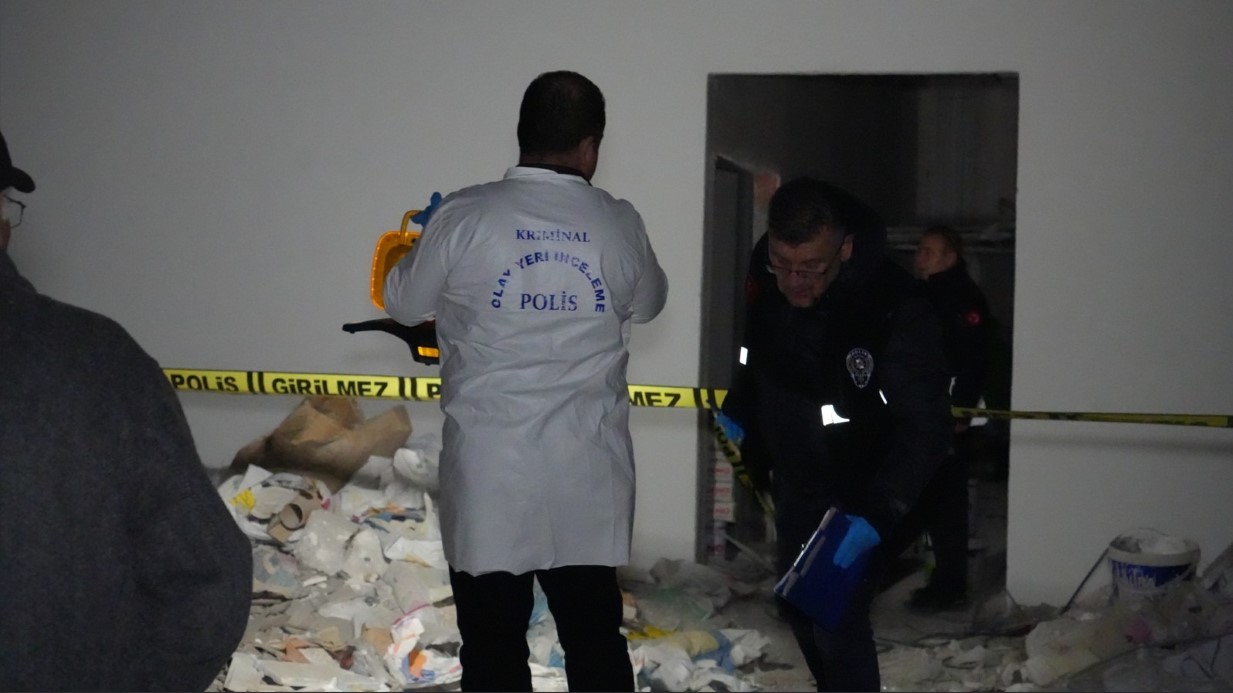 Acı Olay: Asansör Boşluğuna Düşen Kadın Hayatını Kaybetti