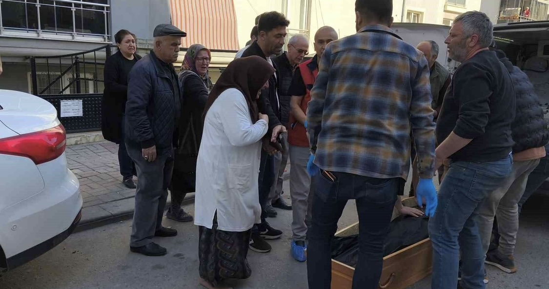 Kadın Kocasını Doğalgaz Borusuna  Asılı Halde Ölü Buldu