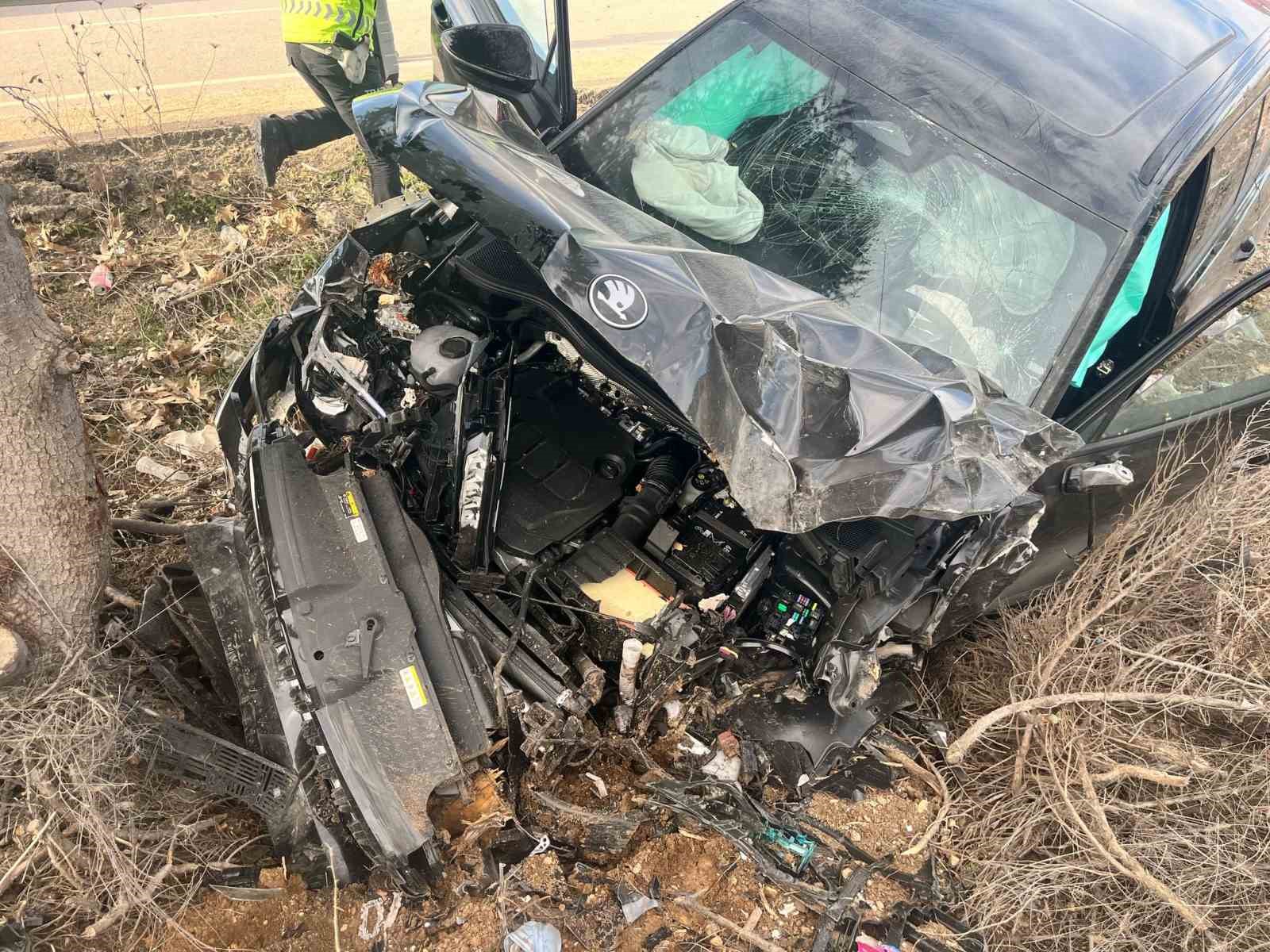 İlçe Belediye Başkanı ve Ailesi Trafik Kazası Geçirdi