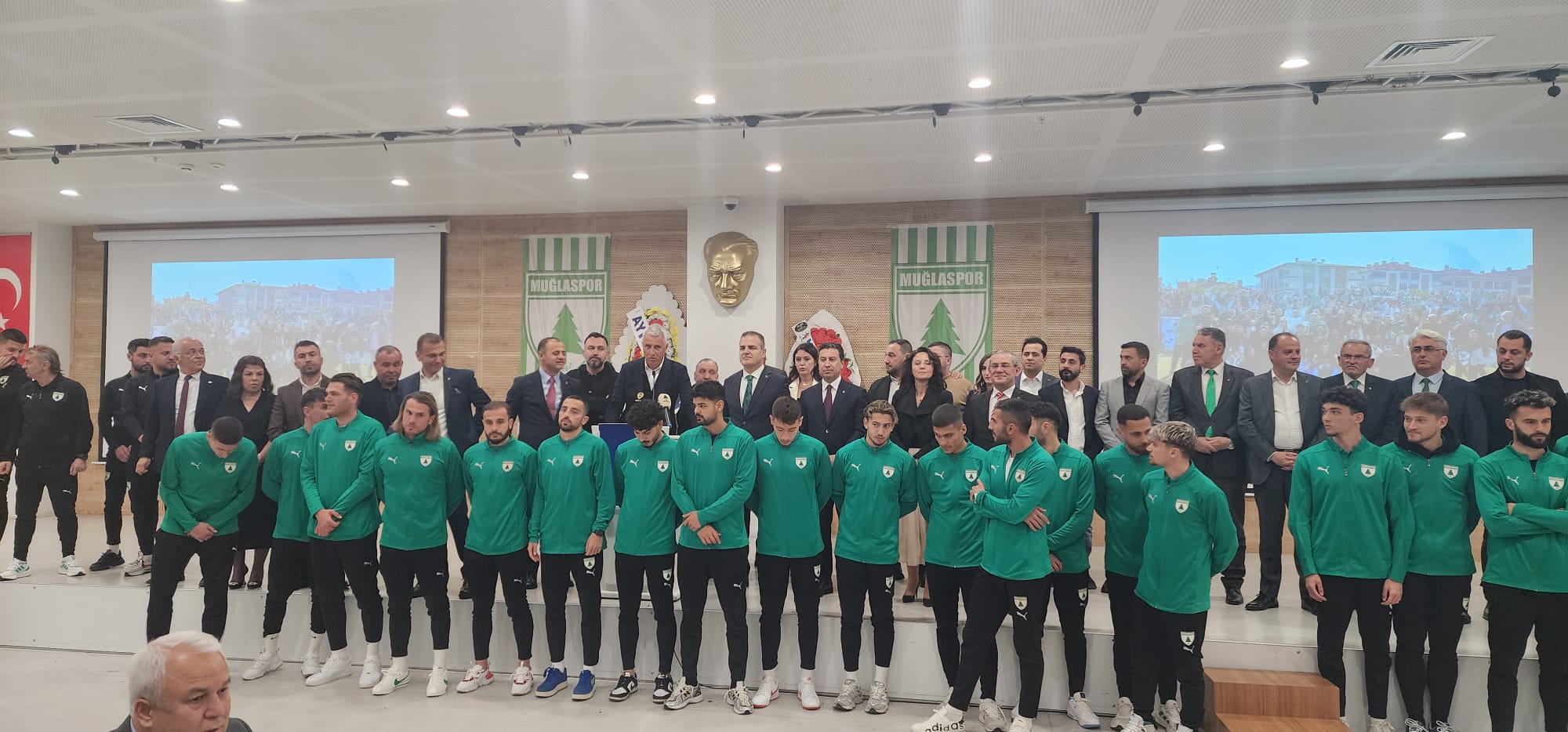 Muğlasporlular İftarda Buluştu