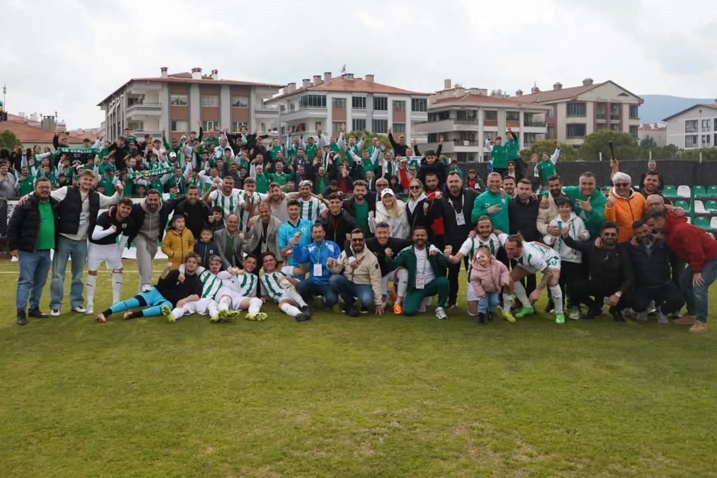 Muğlaspor, İnegöl Kafkas'ı Ağırlıyor: Şampiyonluk Hedefiyle 3 Puan Peşinde