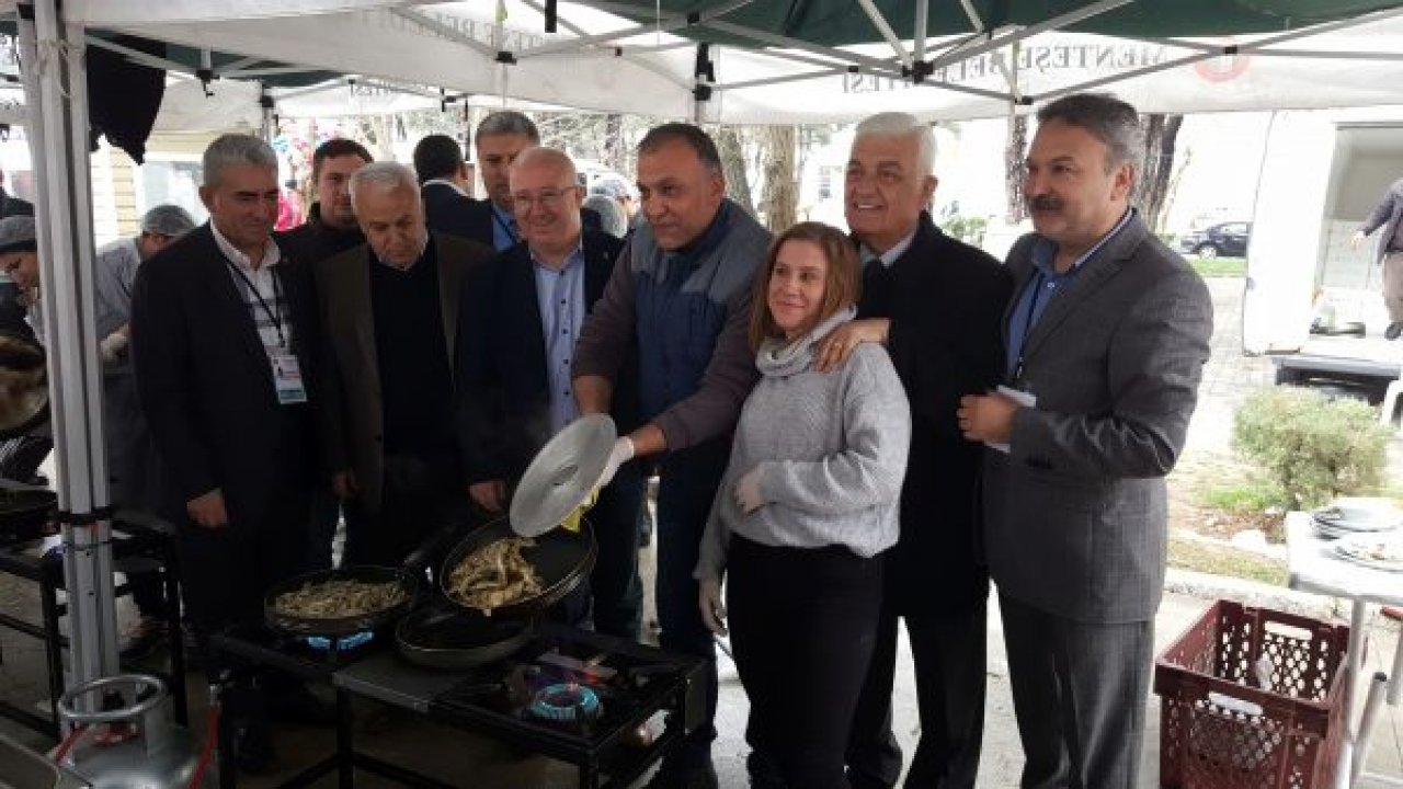 Vatandaşlara 5 Ton Hamsi Dağıtıldı