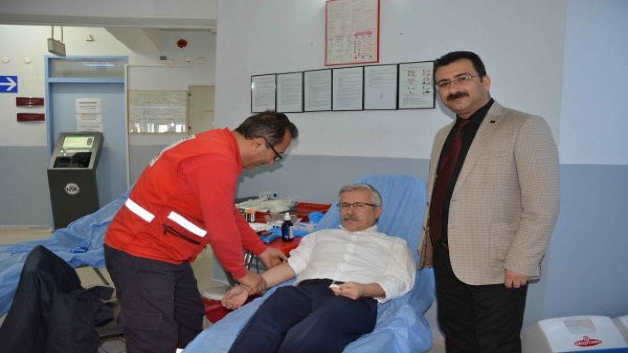 Eğitimcilerden kan bağışı