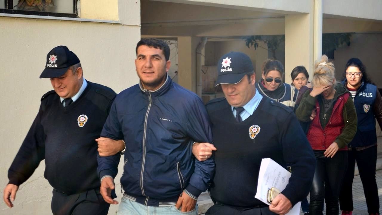 fuhuş operasyonu: 5 gözaltı