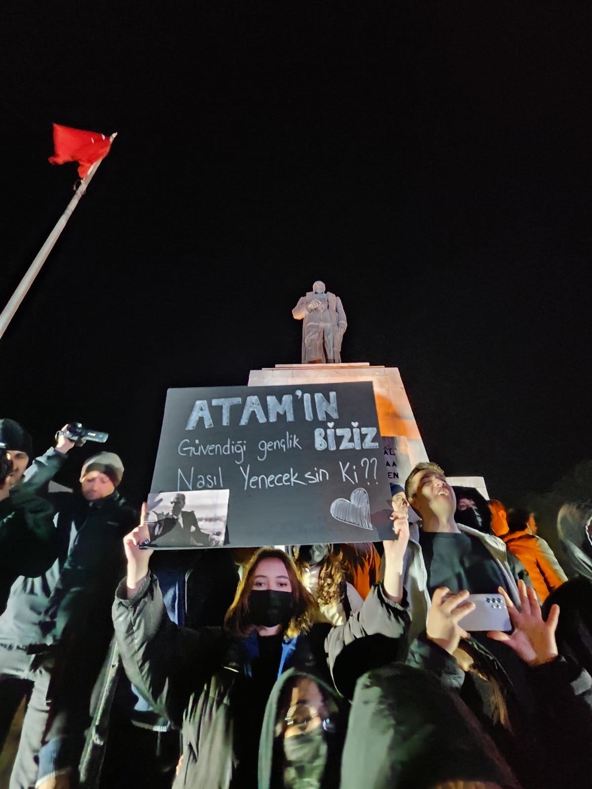 Ata’nın Huzurunda İstiklal Marşı Söylediler