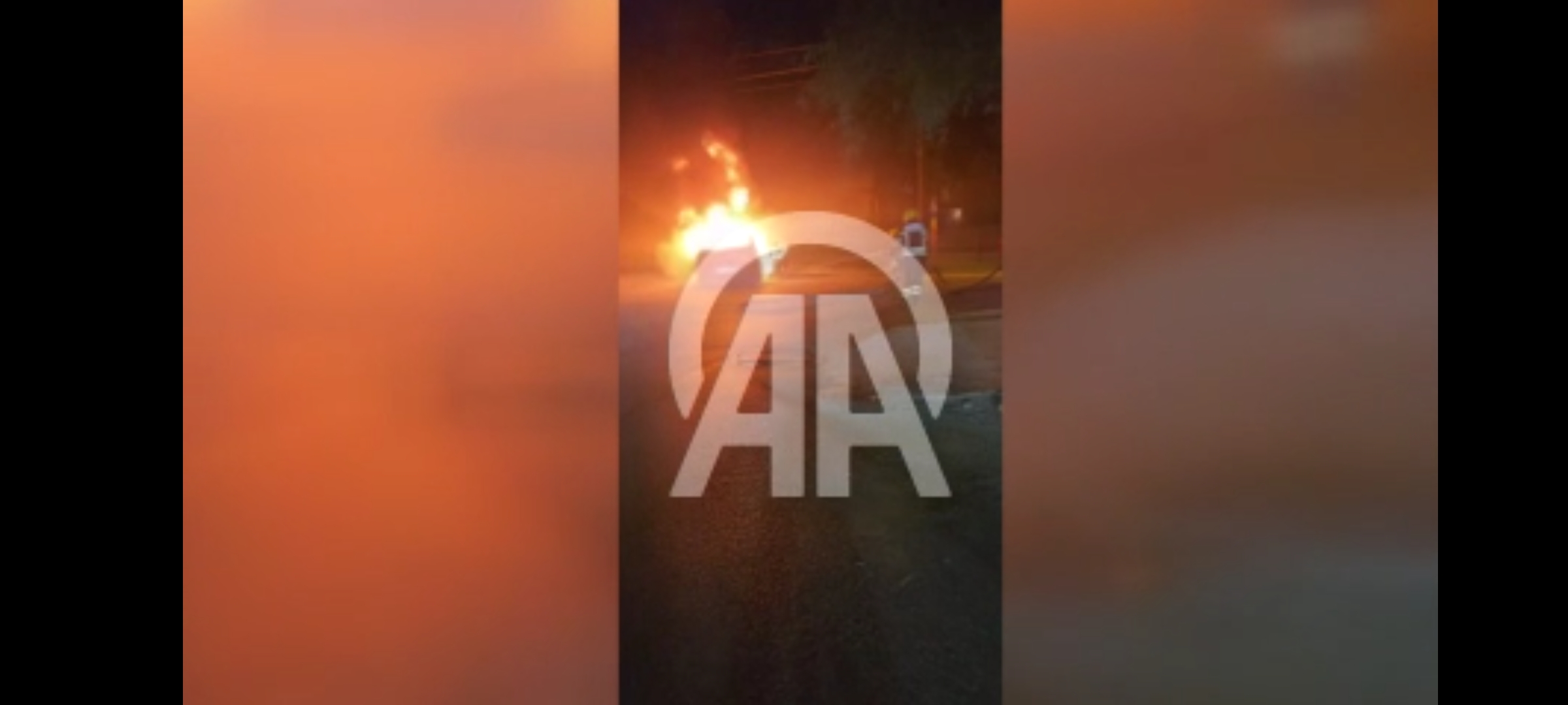 Seyir halindeki otomobil yandı