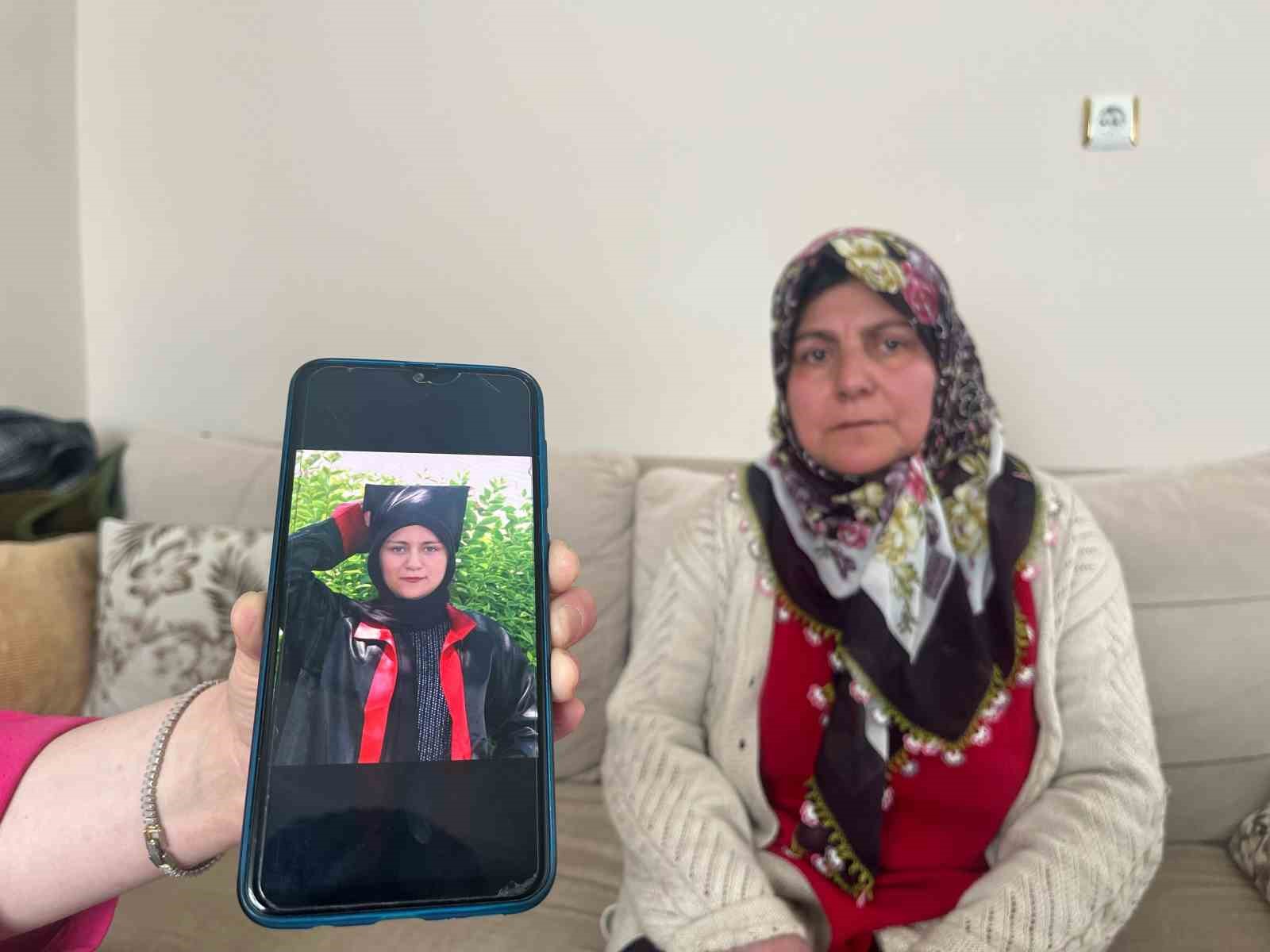 “Okula Gidiyorum” Diyerek Evden Çıkan 14 Yaşındaki Kızdan Haber Alınamıyor