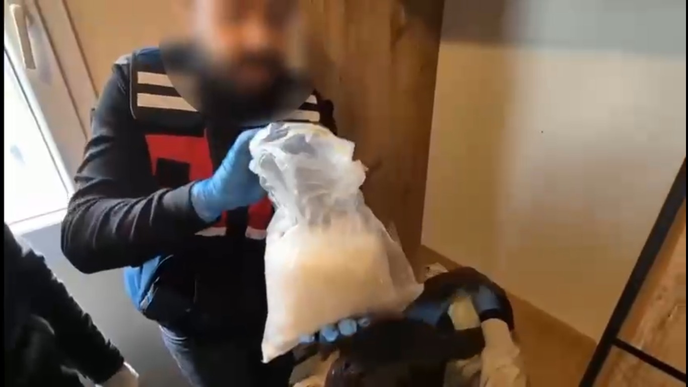 Muğla’da Uyuşturucu Operasyonu: 3,5 Kilogram Metamfetamin Ele Geçirildi