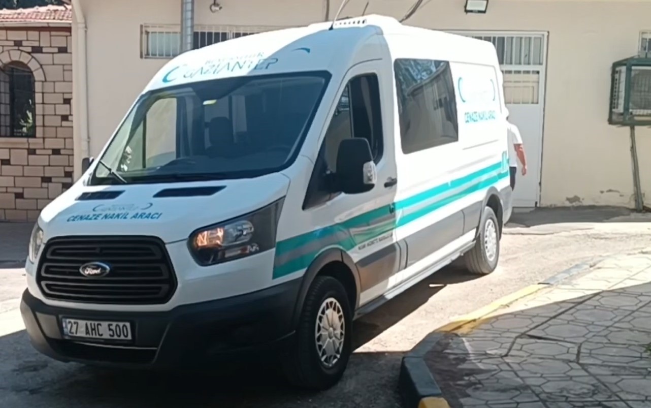 Traktör Kazası Faciası: Devrilen Traktörün Altında Can Verdi