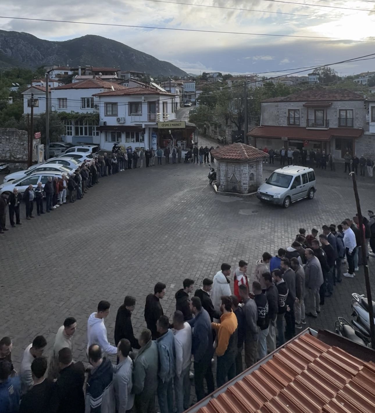 Datça'da, Bayramlaşma Geleneği Uzun Yıllardır  Devam Ediyor