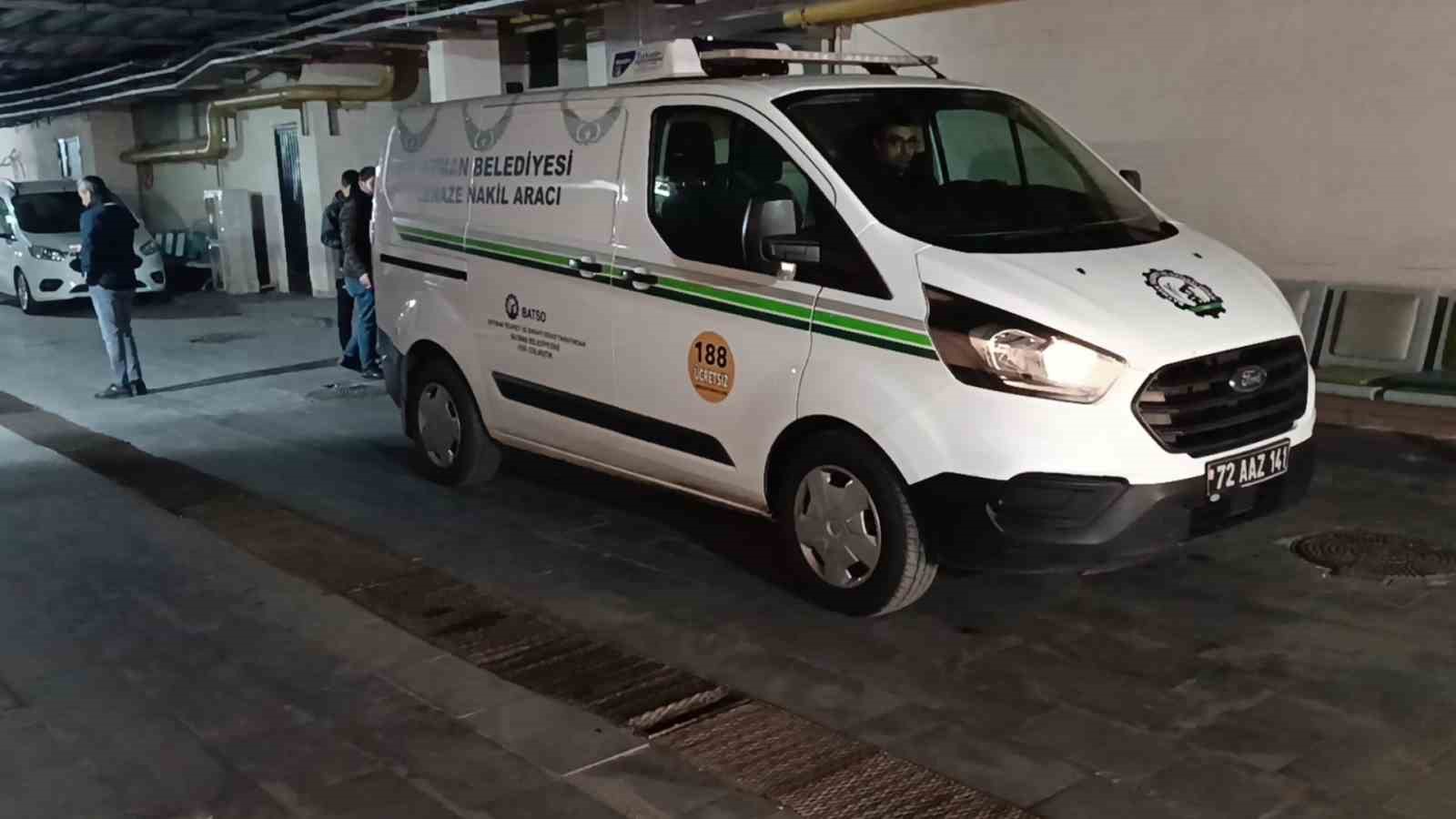 Yolda Yürüyen Şahıs Bıçaklı Saldırıya Uğrayarak Hayatını Kaybetti