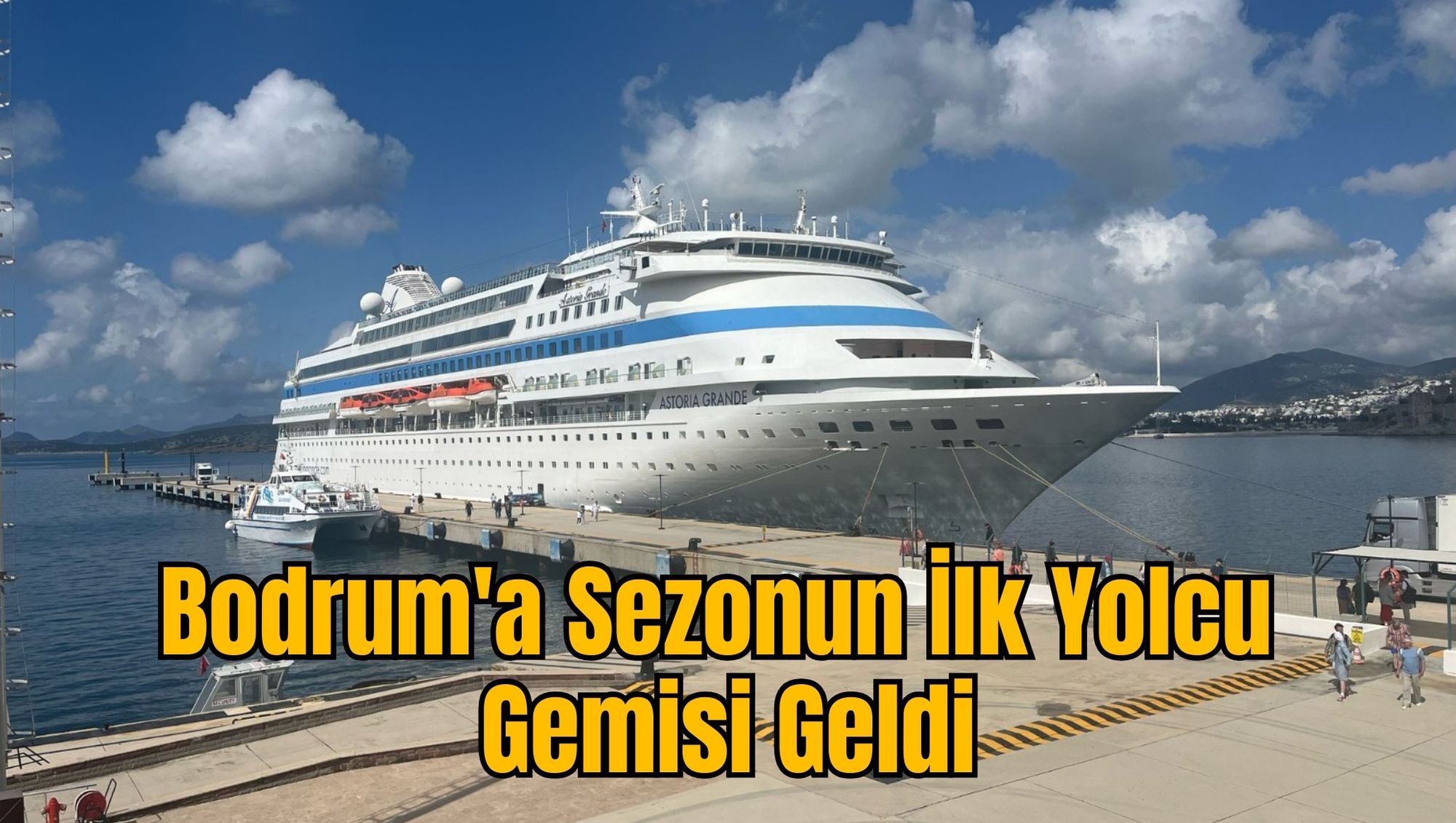 Bodrum'a Sezonun İlk Yolcu Gemisi Geldi