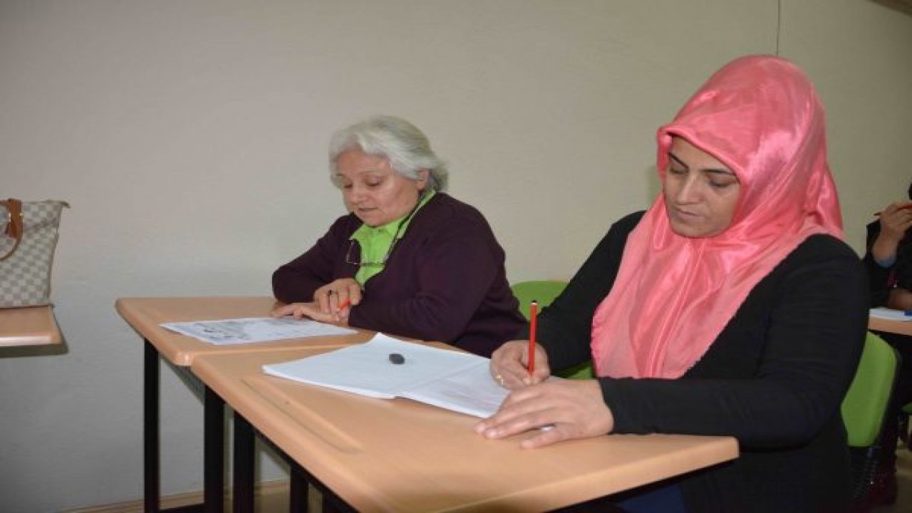 Azmiyle 'okumanın yaşı yok' dedirtiyor