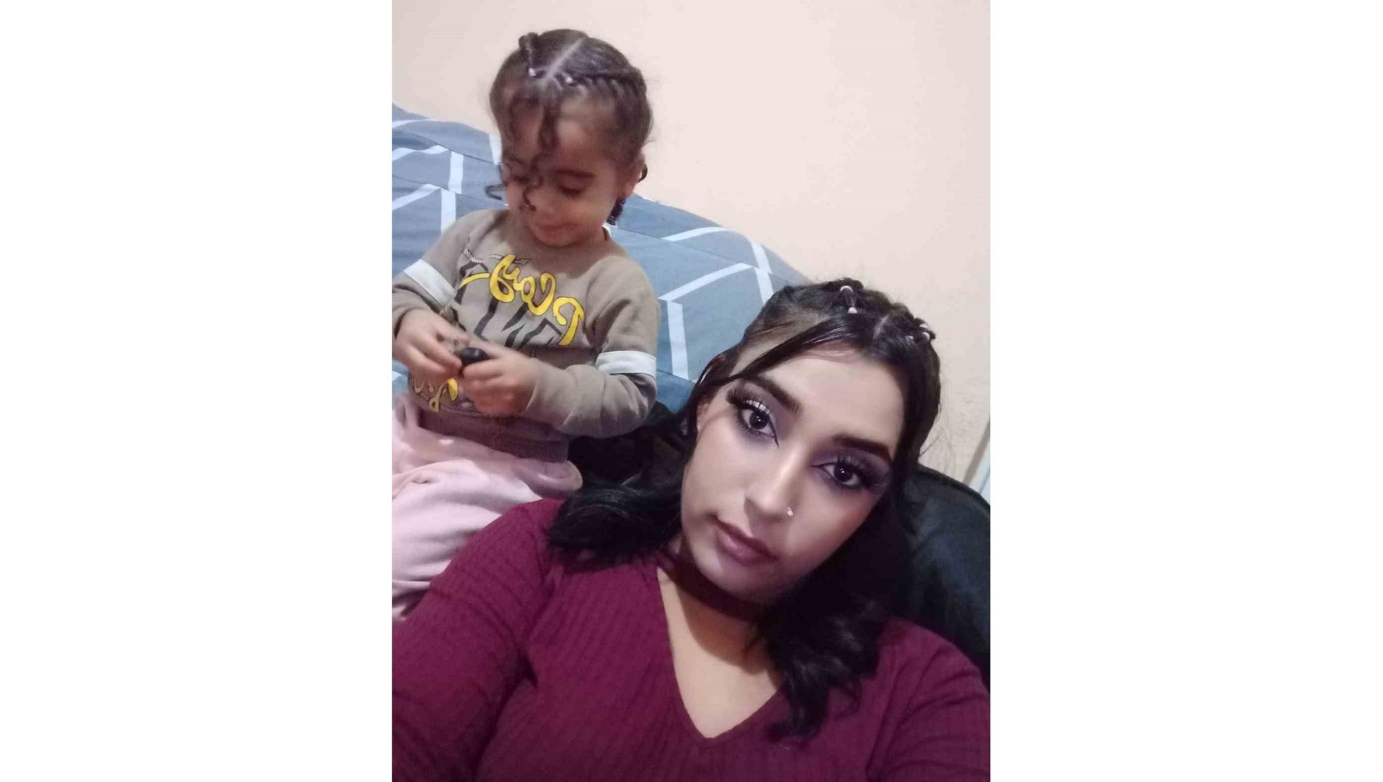 19 Yaşındaki Genç Anne ve Kızı Kayıp: Her Yerde Aranıyorlar