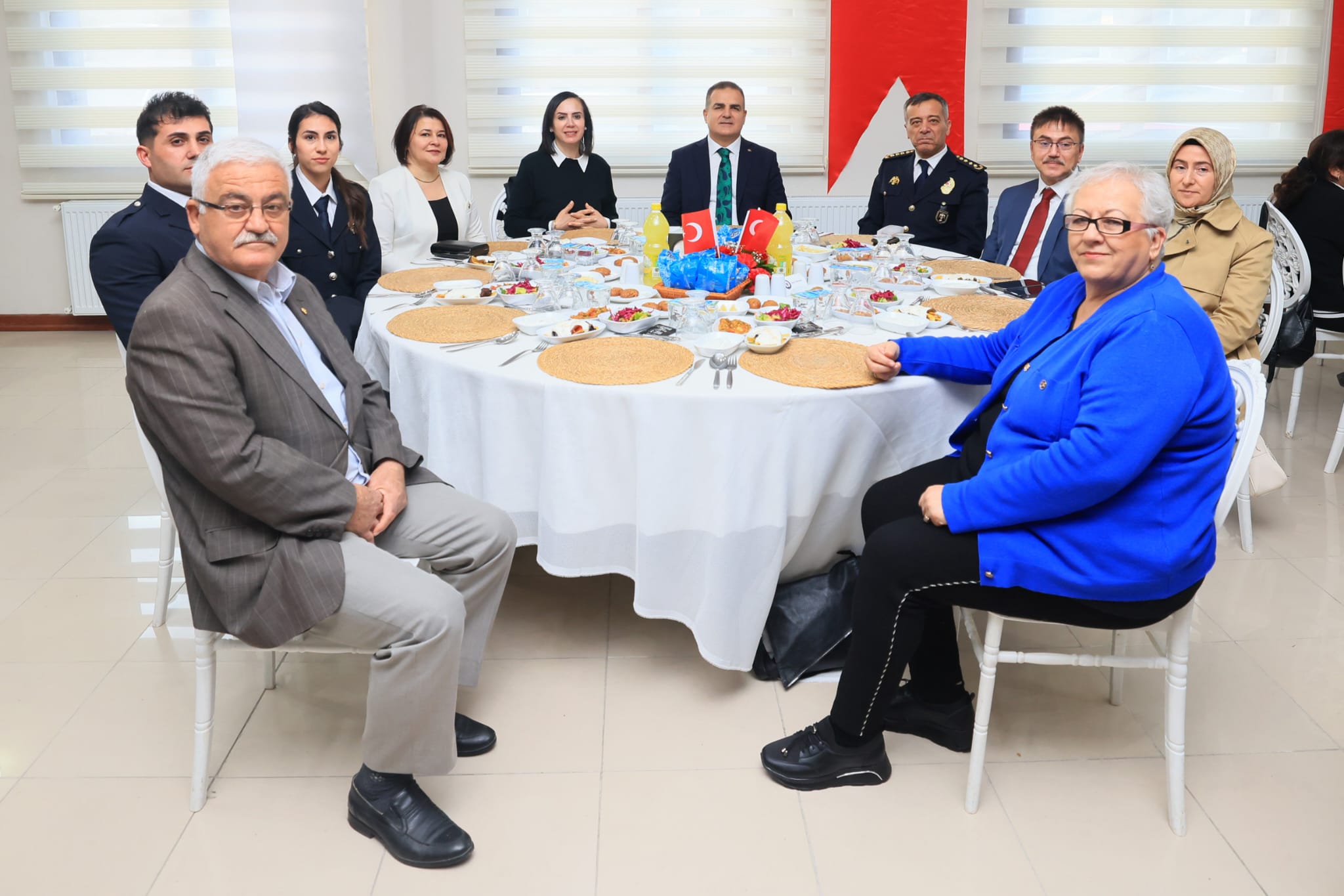 Muğla Valisi Akbıyık, Şehit Polislerin Aileleri İle Buluştu