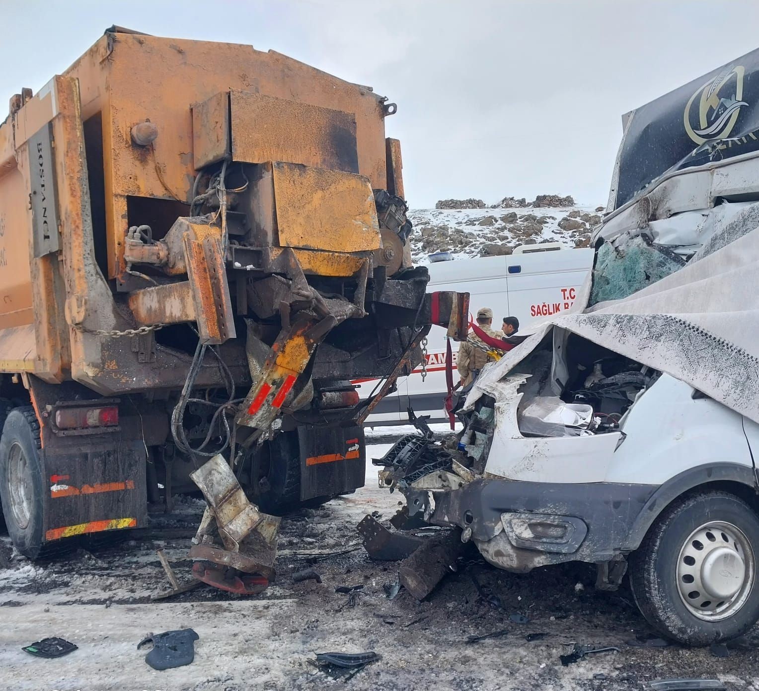 Kar Küreme Aracı Hayatının Sonu Oldu