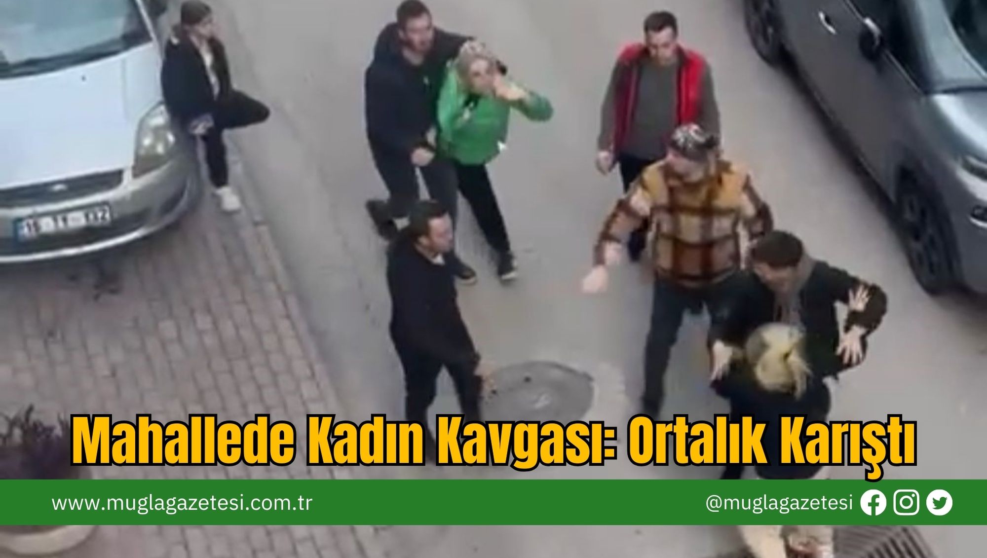 Mahallede Kadın Kavgası: Ortalık Karıştı