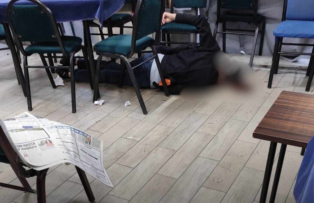 Namus Cinayeti: Kahvehanede Silahlar Konuştu, 1 Kişi Hayatını Kaybetti