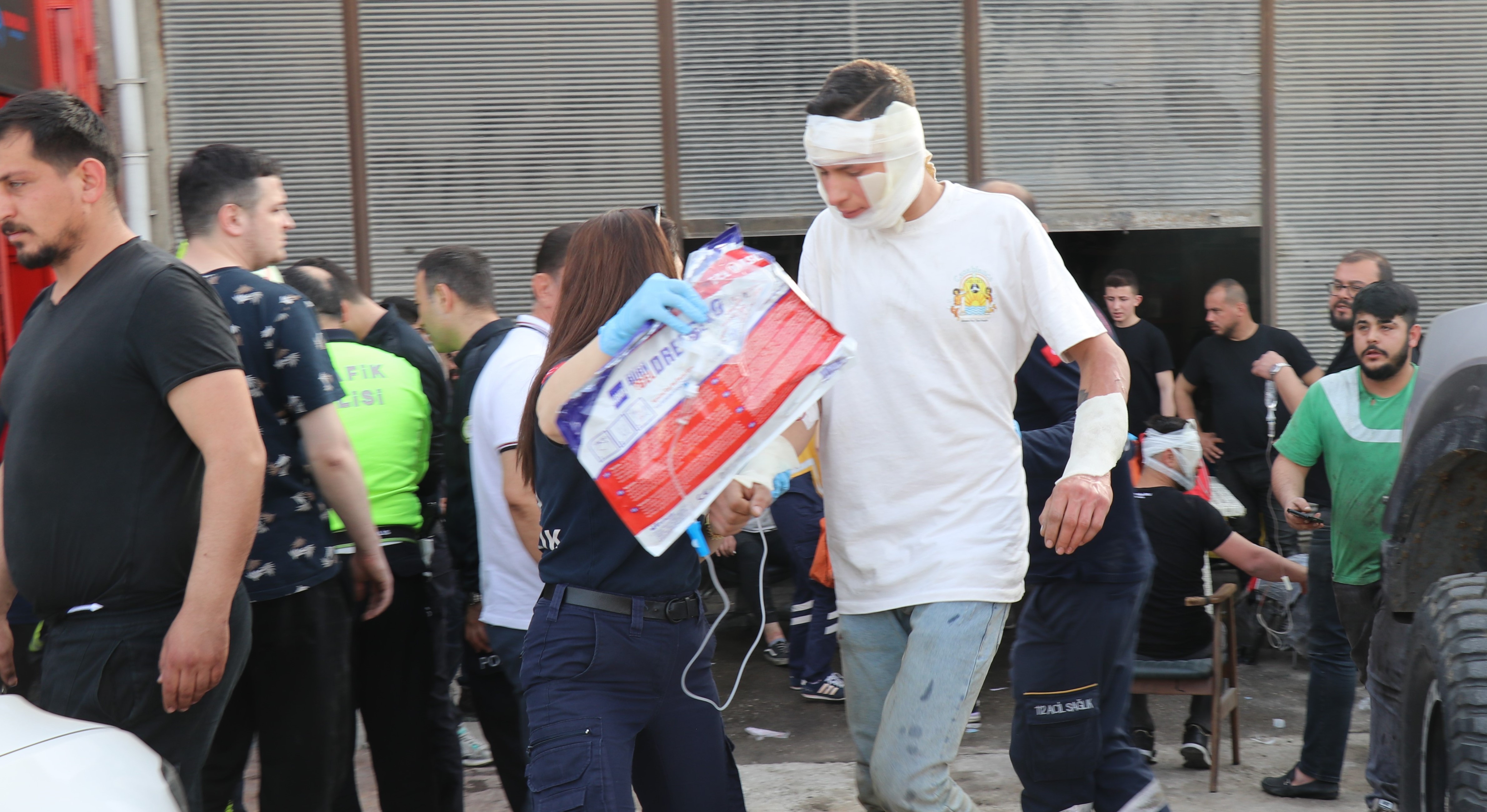 Otogaz Dükkanında Parlama: Çok Sayıda  Yaralılar Var