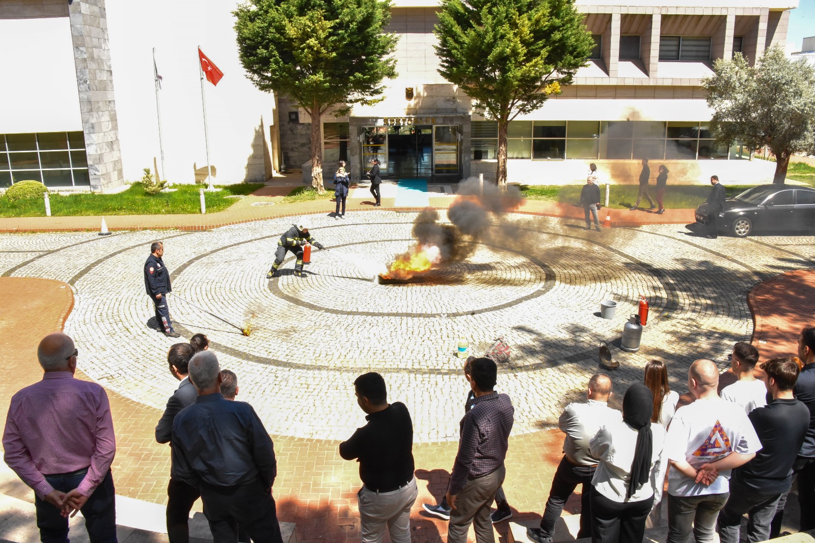 MSKÜ Personeline Yangın Eğitimi: Teori ve Uygulama Bir Arada