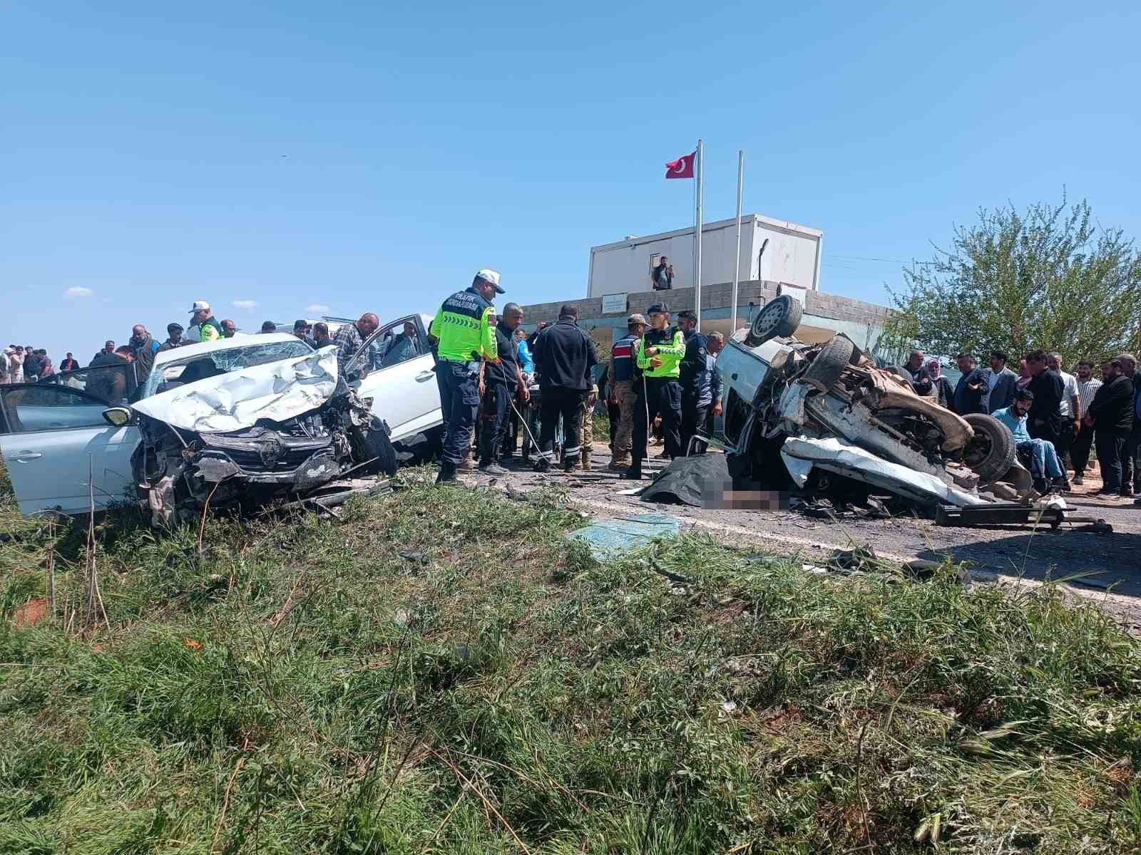 Trafikte Can Pazarı: 3 Ölü 2 Yaralı