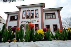 Büyükşehir Daire Başkanının Eşi, Menteşe Belediyesi'ne Müdür Oldu