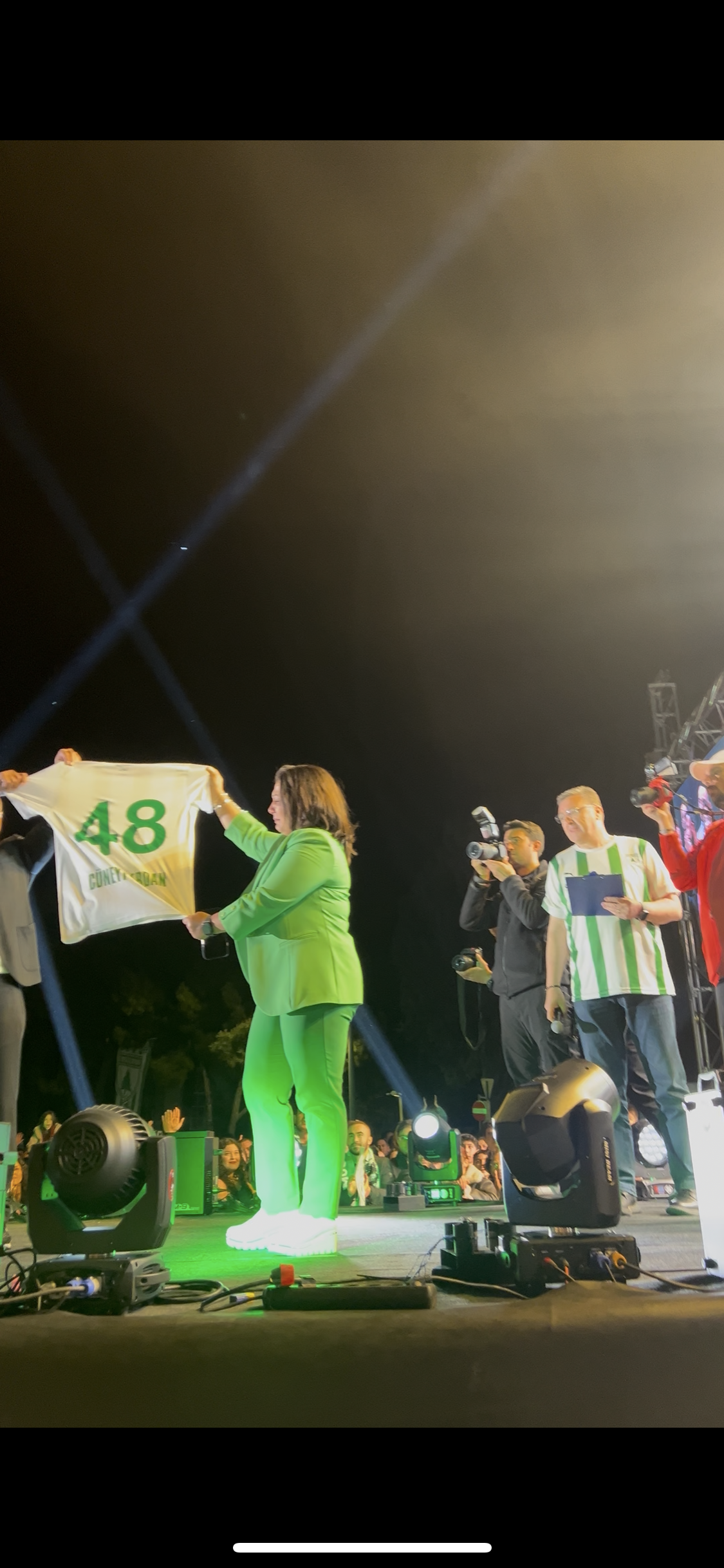 Muğlaspor’a Emek Verenlerin Anıldığı Gecede Erdan Unutulmadı: Sahneye Göçer Davet Edildi