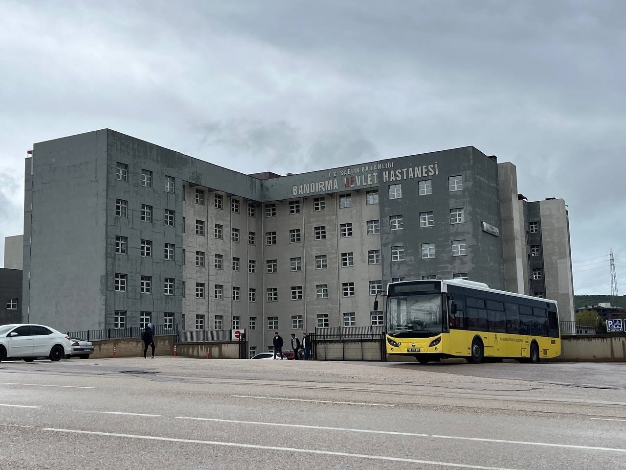 Hastane Skandalı: Genç, Yanlış Tanı ve Geç Müdahale Nedeniyle Testisini Kaybetti