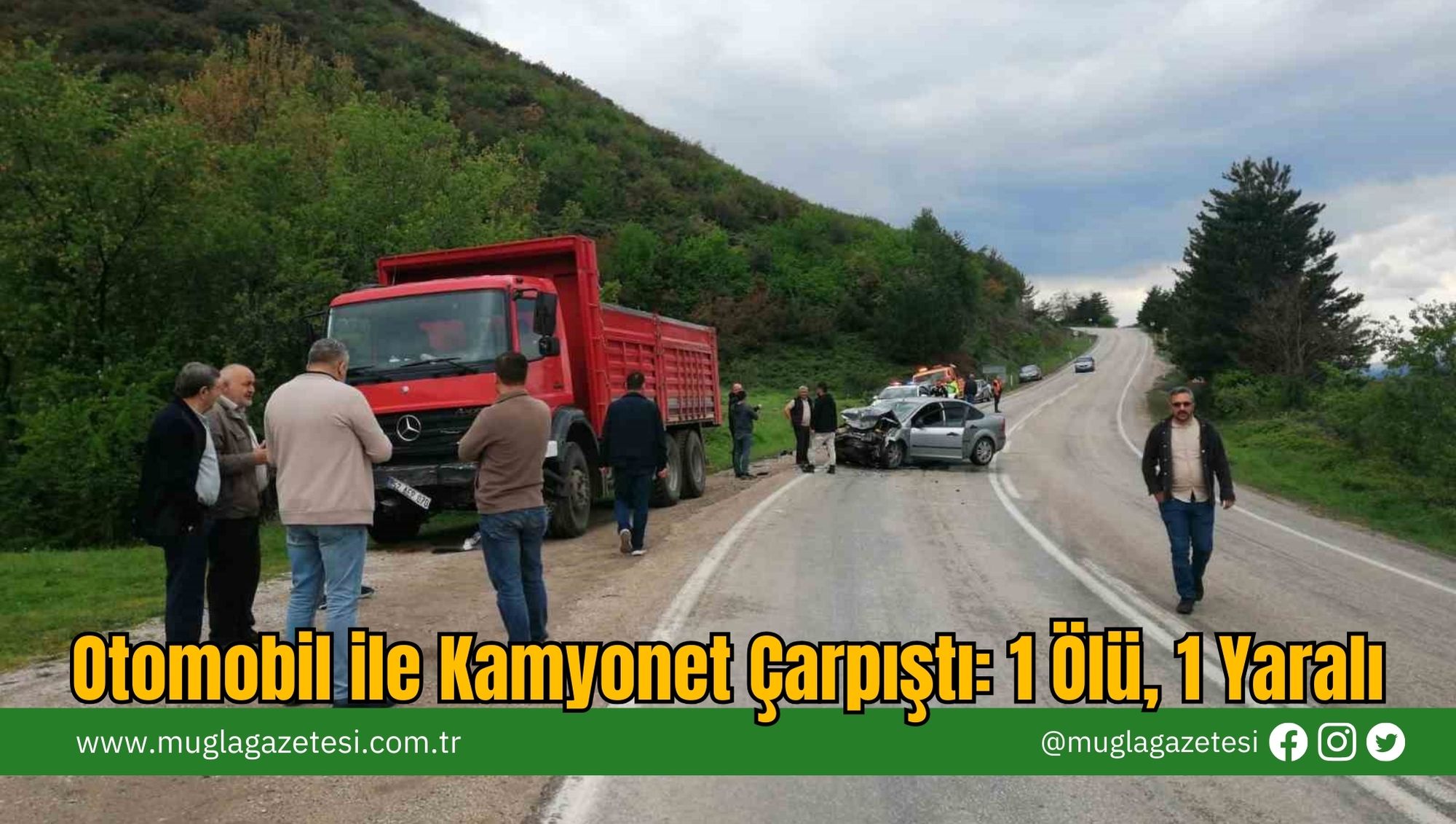 Otomobil ile Kamyonet Çarpıştı: 1 Ölü, 1 Yaralı