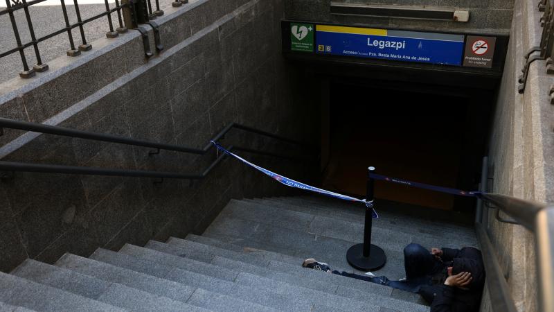 Avrupa'da Hayat Durdu, OHAL İlan Edildi: Elektrik Kesintisi Hayatı Felç Etti