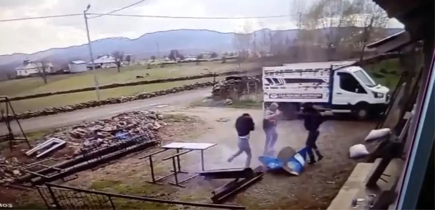 Patlayan Varil Korku Dolu Anlar Yaşattı