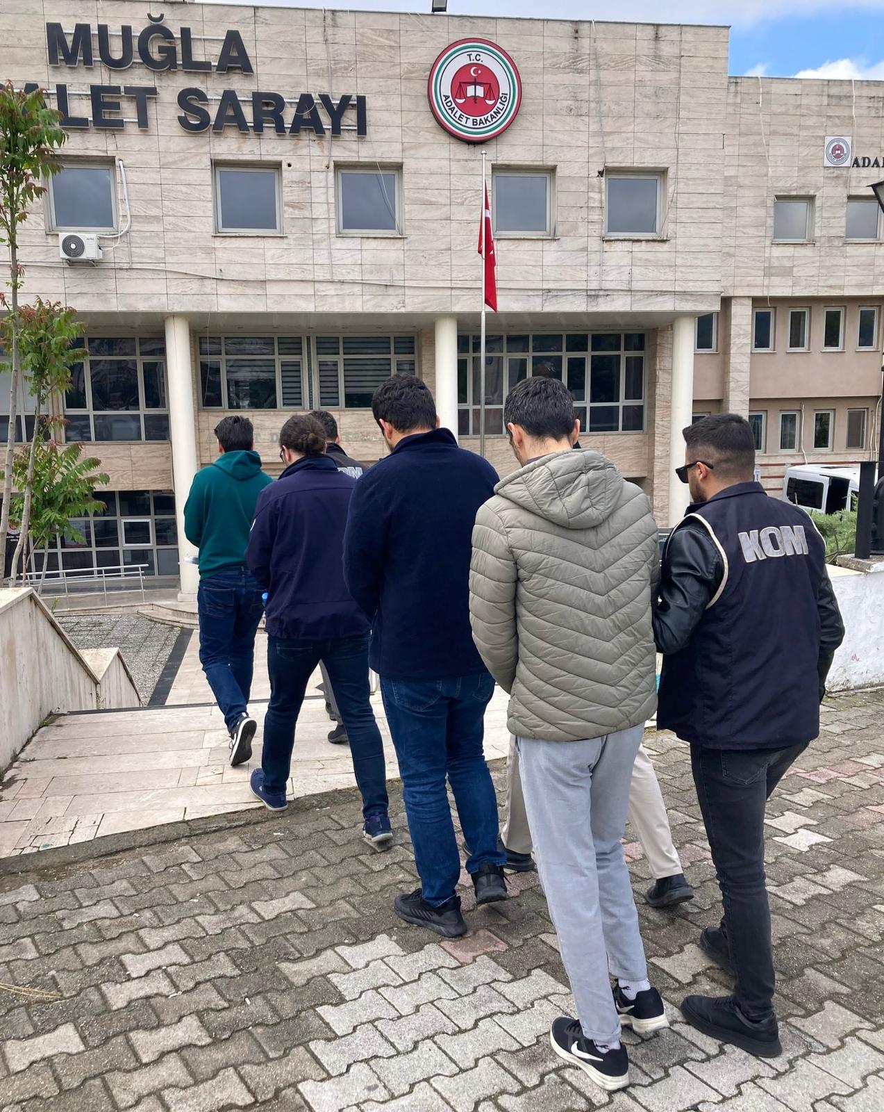 Muğla Merkezli FETÖ Operasyonunda 7 Gözaltı: 2 Tutuklama