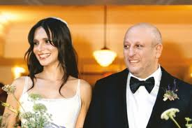 Baba Olmaya Hazırlanan Ünlü Oyuncu Acı Haberle Yıkıldı