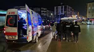 Otobüs Durağında Çıkan Kavga Kanlı Bitti: 2 Kişi Yaralandı, 7 Kişi Gözaltında