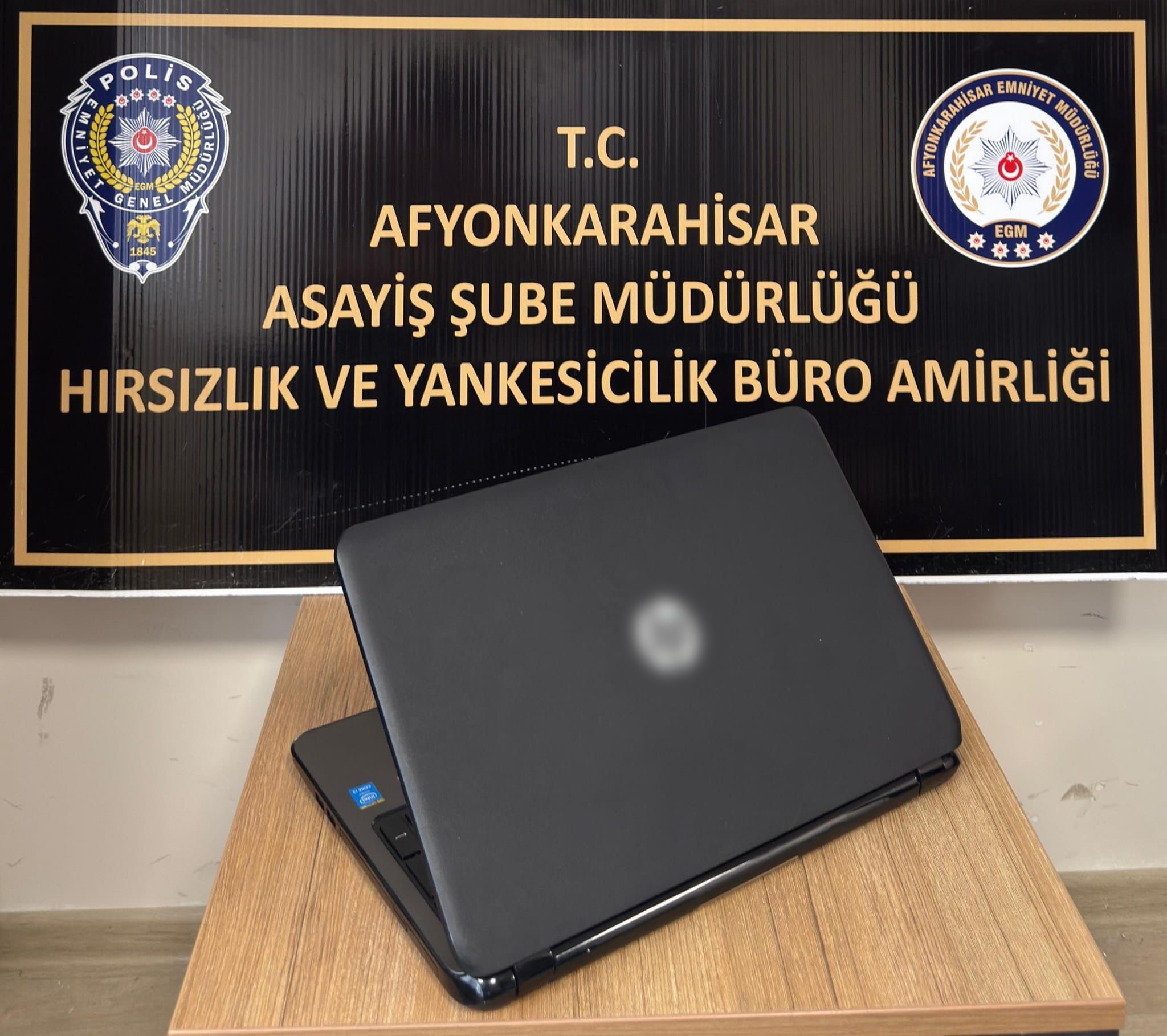 Tedavi İçin Gittiği Merkezden Dizüstü Bilgisayar Çaldı