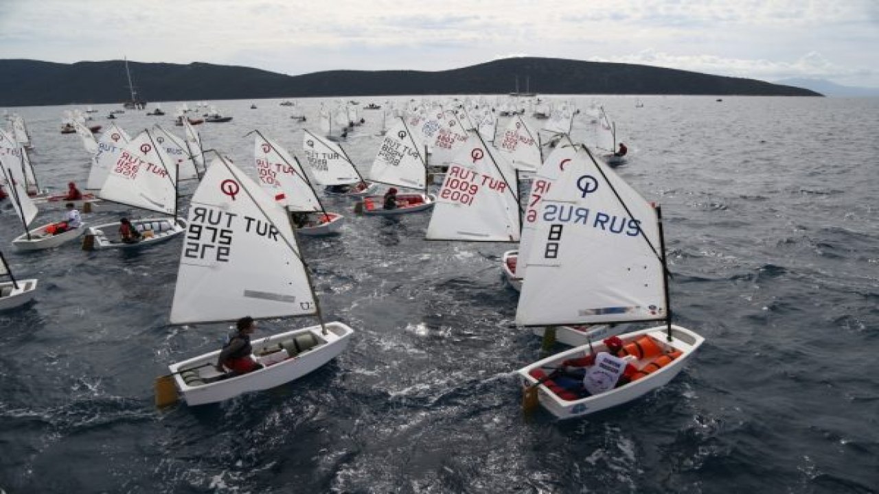 BIOR yelken yarışları renkli görüntülere sahne oldu