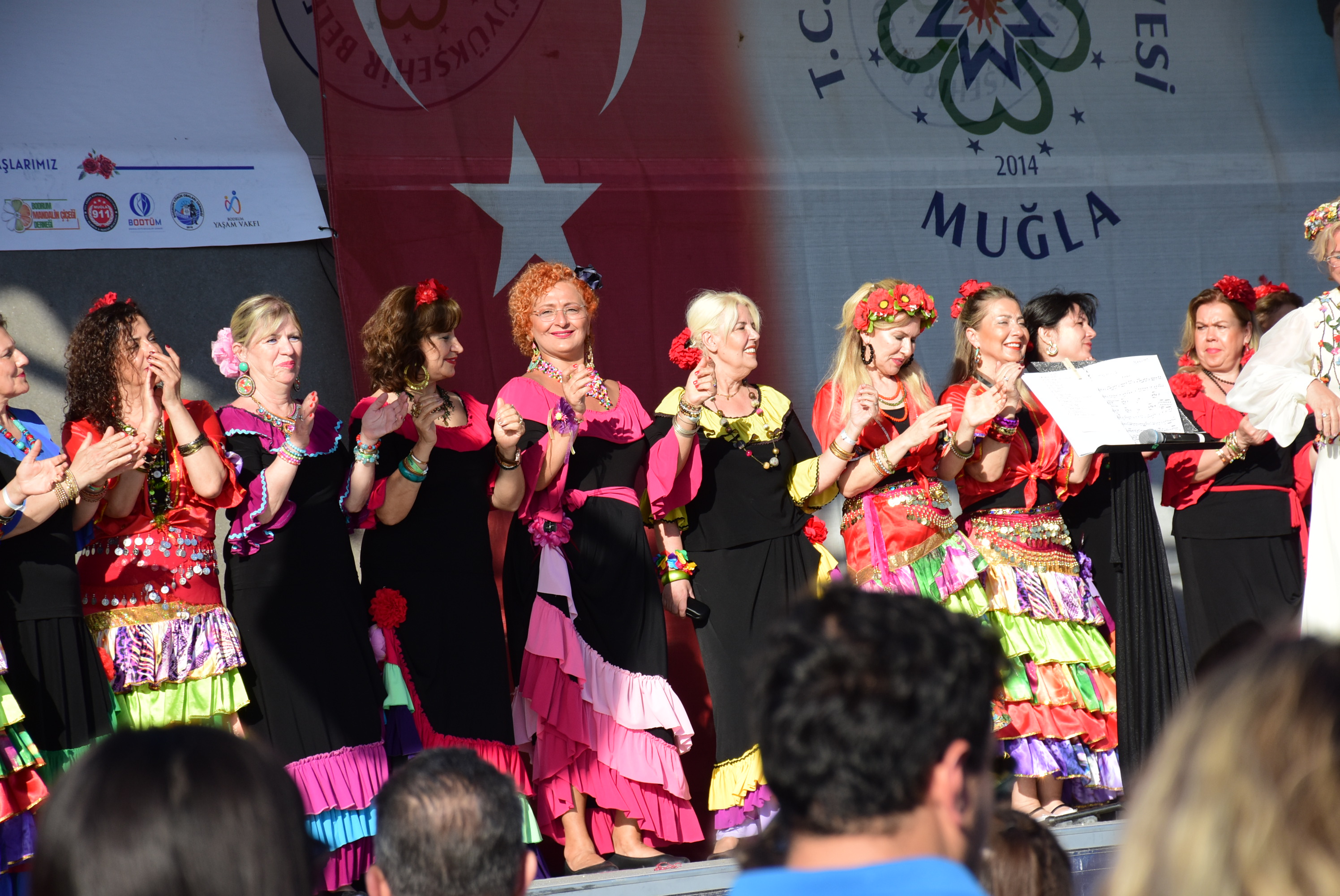 Bodrum'da Uluslararası Hıdırellez Şenliği Coşkuyla Başladı