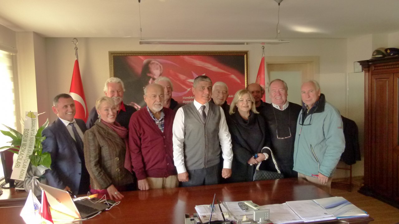 Bodrum Mızıkacılarından polise taziye ziyareti